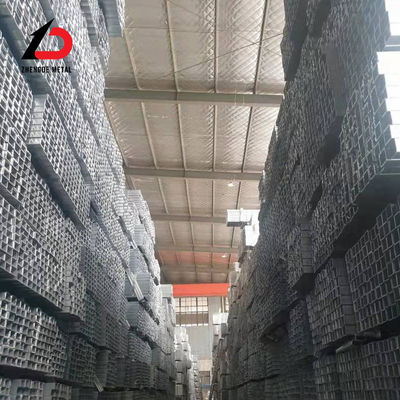 Υψηλής ποιότητας Ss330 Ss400 S235jr Q195 Q235 Q345 Δάχος 0,6-25mm Προσαρμοσμένο μέγεθος και επιφάνεια τετράγωνο/ορθογώνιο γαλβανισμένο χάλυβα σωλήνα με κατασκευαστές τιμή