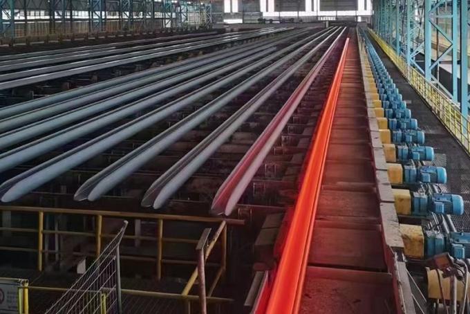 A36 Χάλυβας άνθρακα C κανάλι με ανταγωνιστική τιμή 41X41 41*21 Ζεστό DIP Ζυγισμένο Χάλυβας U κανάλι 2