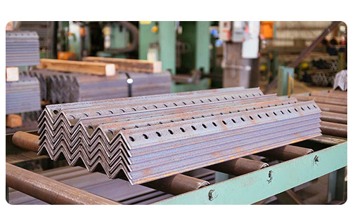 ASTM A36 A53 Χάλυβα άνθρακα Στραχίο γωνίας ίσο 6 mm Χάλυβα Γωνία σχήμα L 5